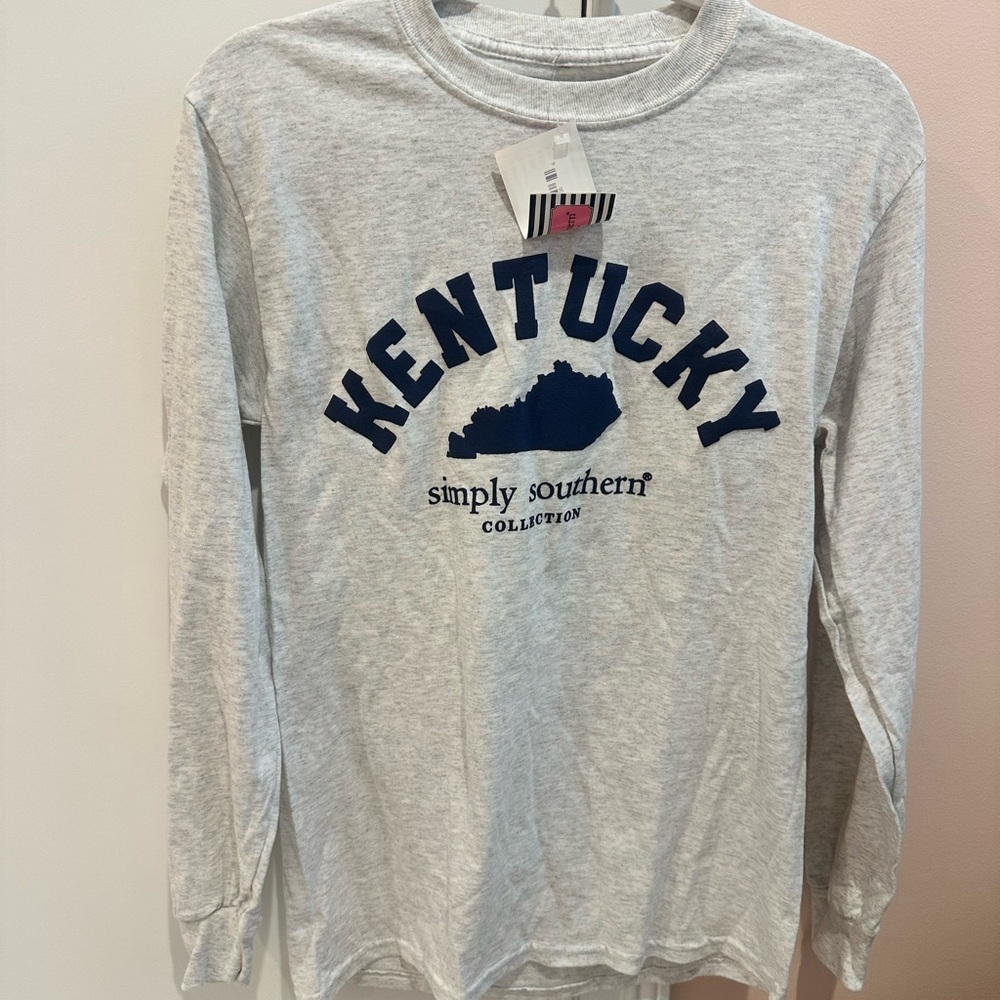 Simply Southern Light Gray Kentucky women’s long sleeve tee Shirt, NWT, small